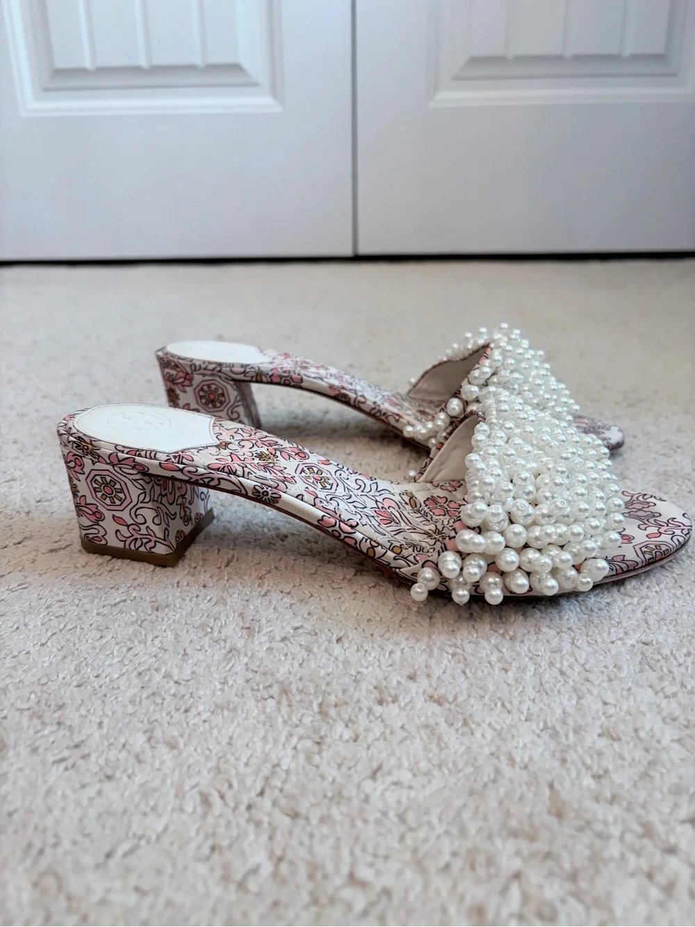 Tory Burch Tatiana Slide Sandals Pearl Accent Hicks Garden Floral Print Size 9M
